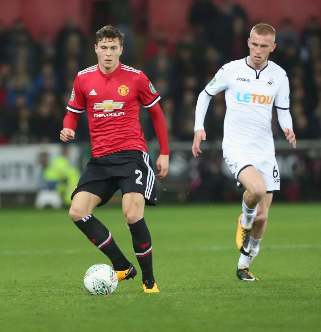 借出色表现 借出色表现